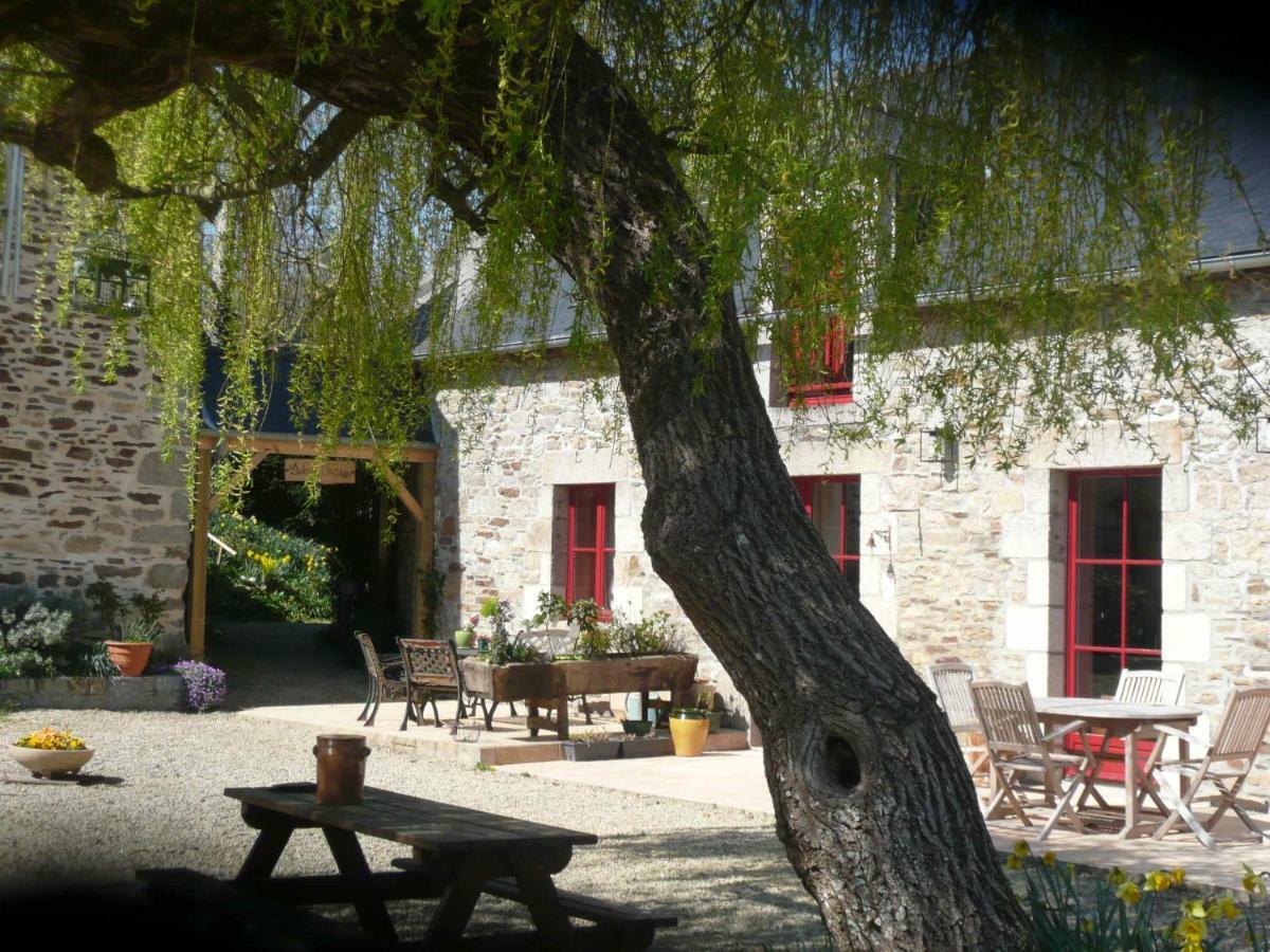 B&B Dinan La Priquetais Trevron Bagian luar foto