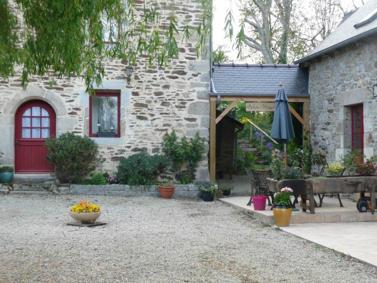 B&B Dinan La Priquetais Trevron Bagian luar foto