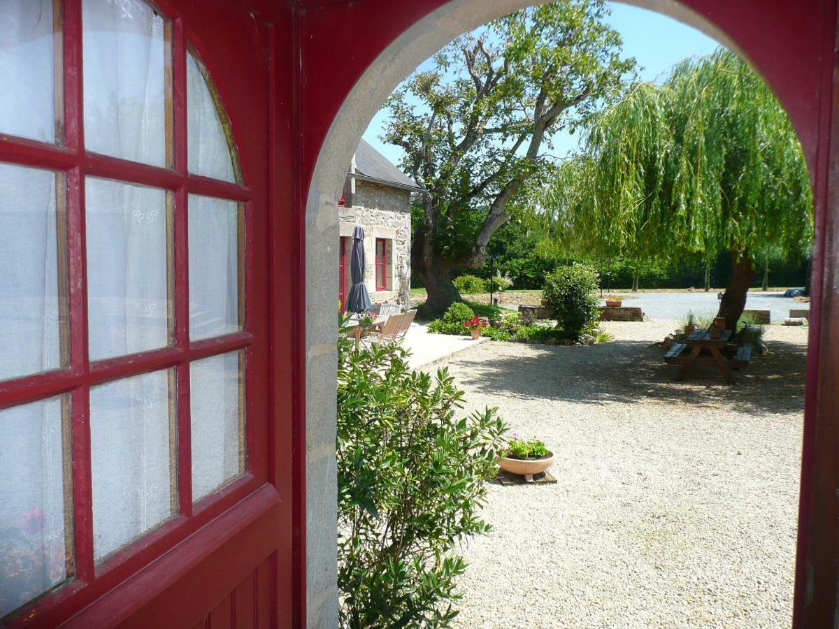 B&B Dinan La Priquetais Trevron Bagian luar foto