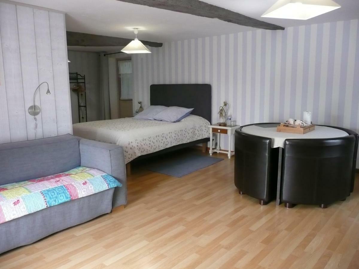 B&B Dinan La Priquetais Trevron Bagian luar foto