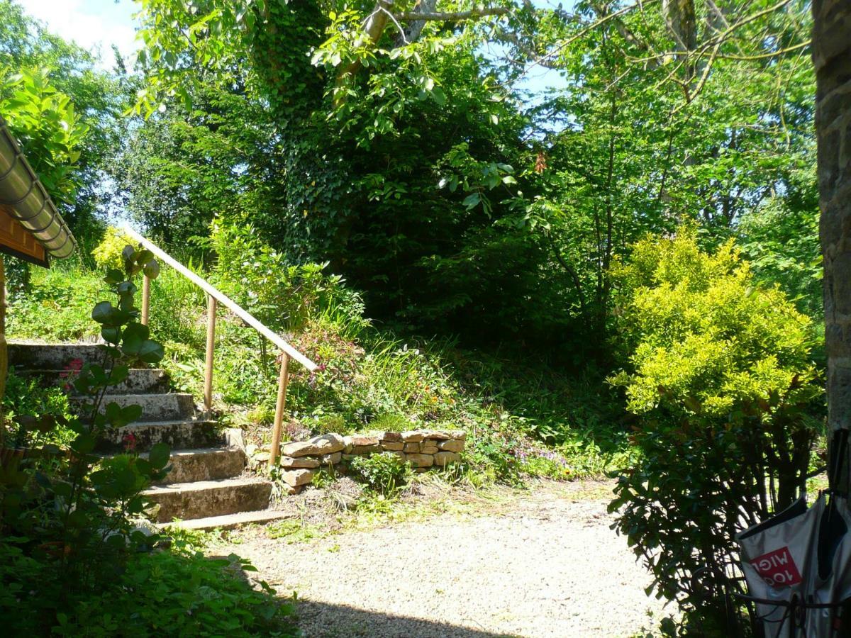 B&B Dinan La Priquetais Trevron Bagian luar foto
